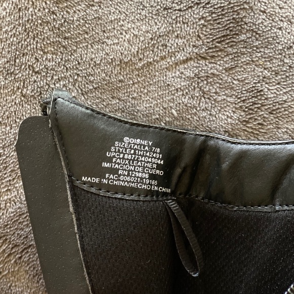 Disney Frozen Anna Boots 7/8 - Picture 5 of 5